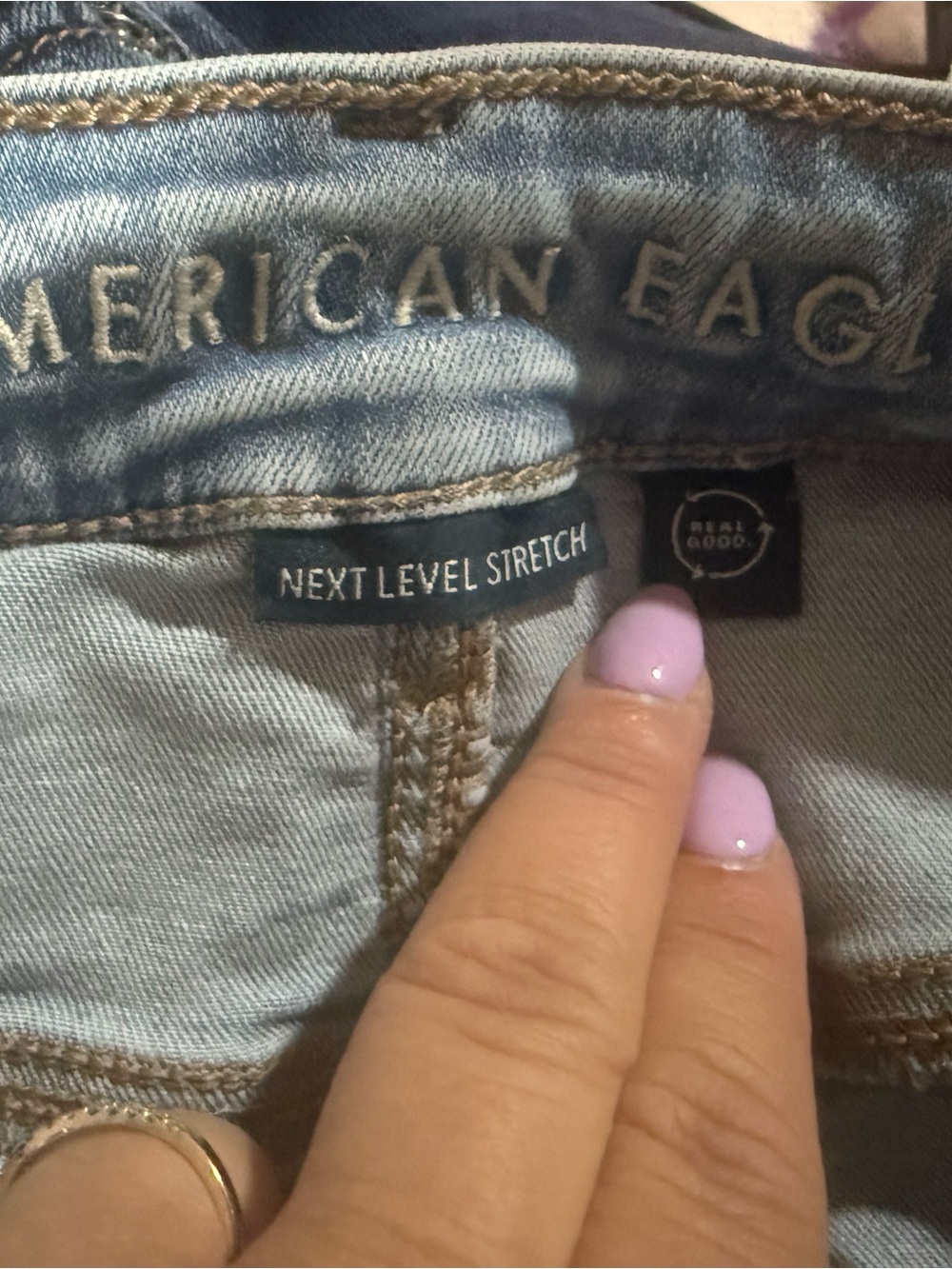 American Eagle Distressed Women’s Light Blue Ripped Jeans - Picture 6 of 7